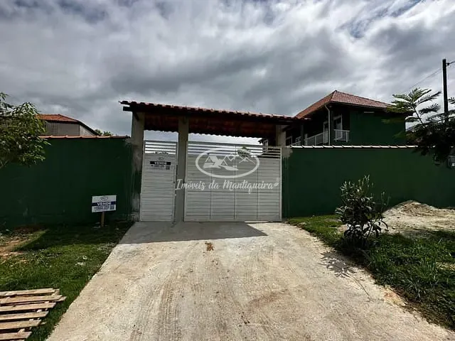 Casa com 600m² 3 quartos e 4 banheiros, à venda ou para alugar, no bairro Vale dos Reis em Itatiaia