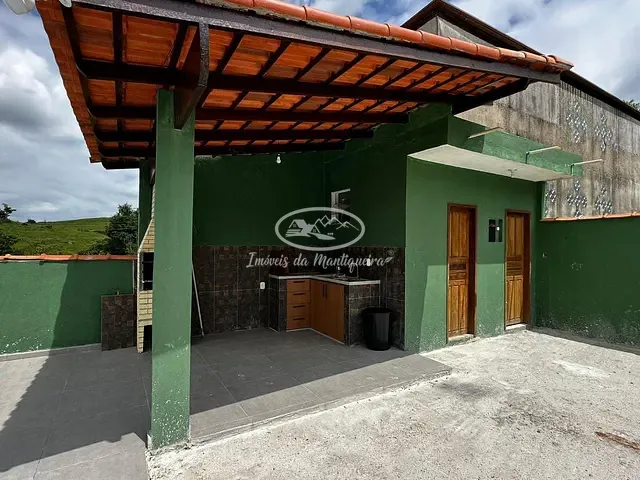 Casa com 600m² 3 quartos e 4 banheiros, à venda ou para alugar, no bairro Vale dos Reis em Itatiaia