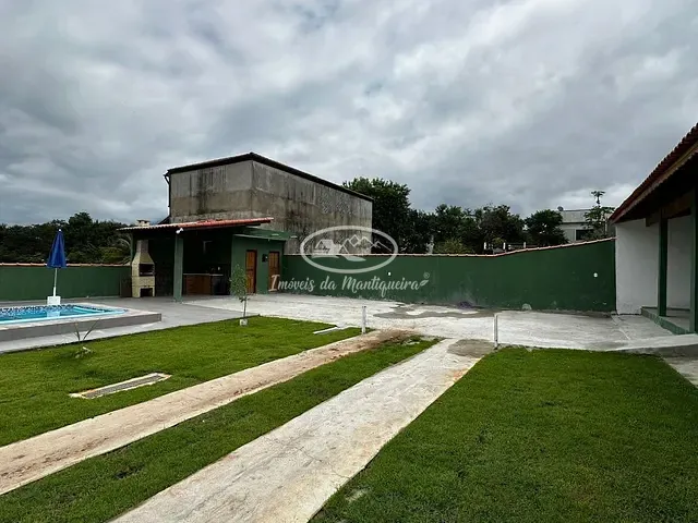 Casa com 600m² 3 quartos e 4 banheiros, à venda ou para alugar, no bairro Vale dos Reis em Itatiaia