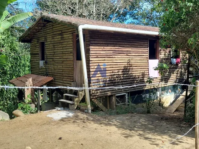 Casa com 660m² 1 quarto e 1 banheiro, à venda, no bairro Guaratiba em Rio de Janeiro