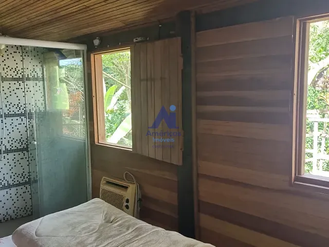 Casa com 660m² 1 quarto e 1 banheiro, à venda, no bairro Guaratiba em Rio de Janeiro