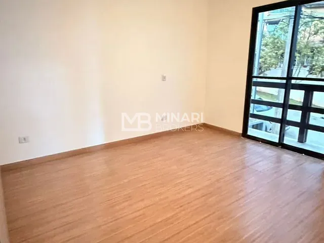 Casa 5 quartos e 6 banheiros, para alugar, no bairro Alphaville em Santana de Parnaíba