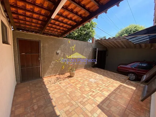 Casa com 259m² 3 quartos e 2 banheiros, à venda, no bairro Vila Fátima em Capivari