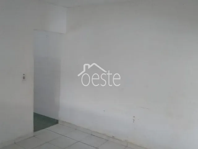 Casa com 125m² 2 quartos e 1 banheiro, para alugar, no bairro Vila Grego em Santa Bárbara D'Oeste