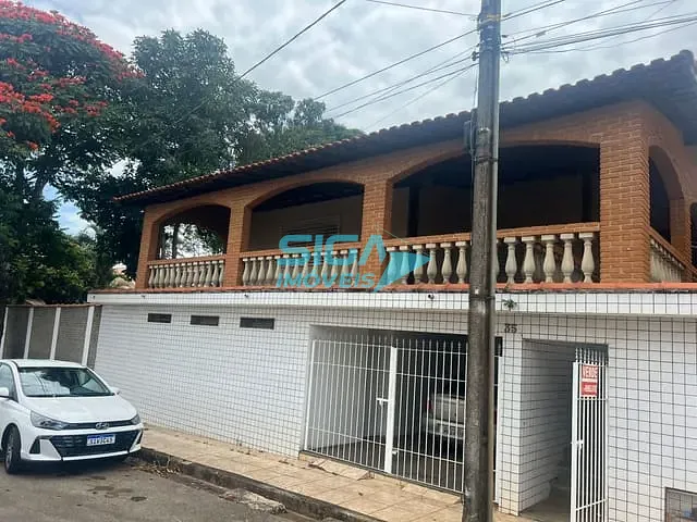 Casa 2 quartos e 1 banheiro, à venda ou para alugar, no bairro Presidente Juscelino em Pouso Alegre
