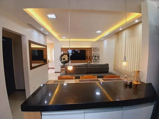 Casa com 172m² 4 quartos e 3 banheiros, à venda, no bairro Ogiva em Cabo Frio