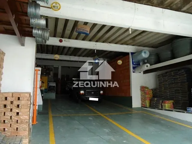 Casa com 280m² 4 quartos e 6 banheiros, à venda, no bairro Vila Yara em Osasco