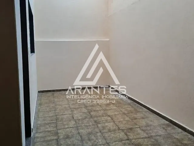 Casa 4 quartos e 2 banheiros, à venda, no bairro Industrial em Barretos