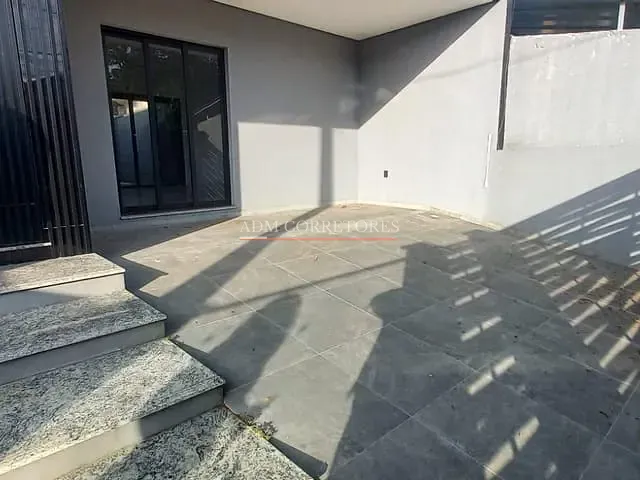 Casa com 200m² 3 quartos e 2 banheiros, à venda, no bairro Parque da Matriz em Cachoeirinha