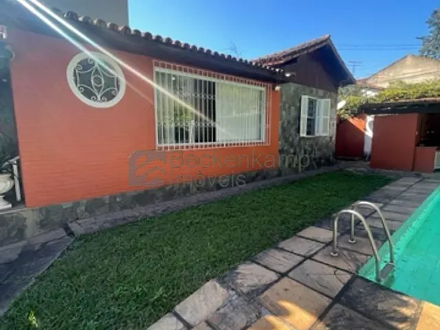 Casa com 571m² 3 quartos e 3 banheiros, à venda, no bairro Vila Santa Cecília em Volta Redonda
