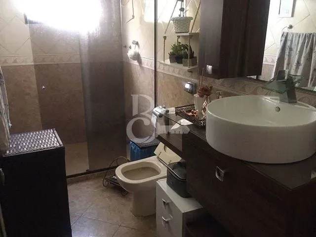 Casa com 120m² 2 quartos e 2 banheiros, à venda, no bairro Parque Jóquei Club em Campos dos Goytacazes