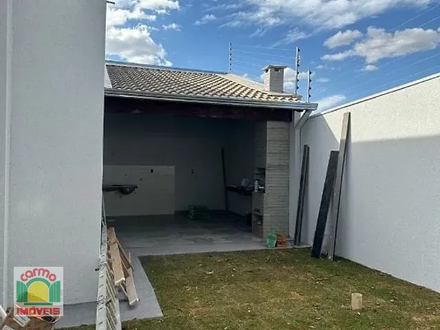 Casa com 181m² 3 quartos e 2 banheiros, à venda, no bairro Parque dos Pirineus em Anápolis
