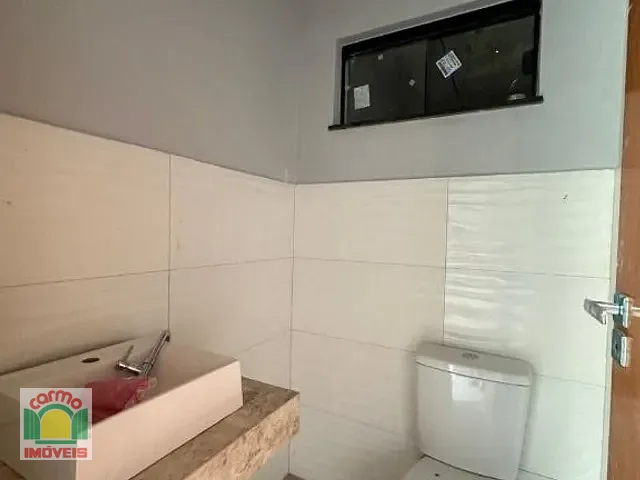 Casa com 181m² 3 quartos e 2 banheiros, à venda, no bairro Parque dos Pirineus em Anápolis