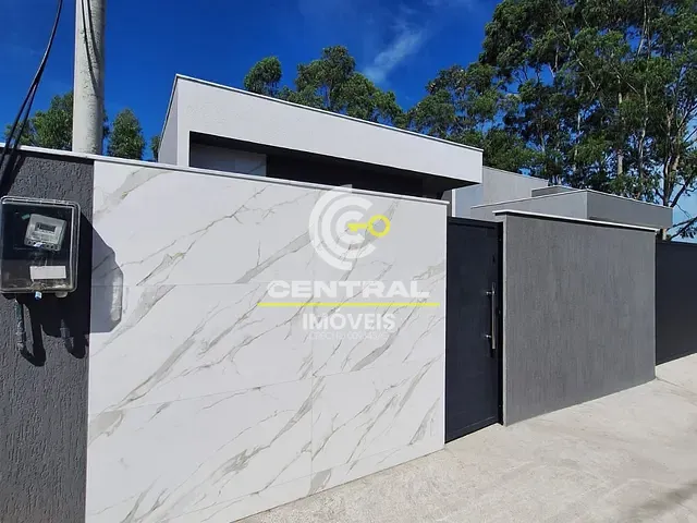 Casa com 200m² 3 quartos e 3 banheiros, à venda, no bairro Bela Vista em Itaboraí