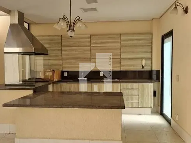 Casa com 600m² 3 quartos e 4 banheiros, à venda, no bairro Buracão em Vinhedo