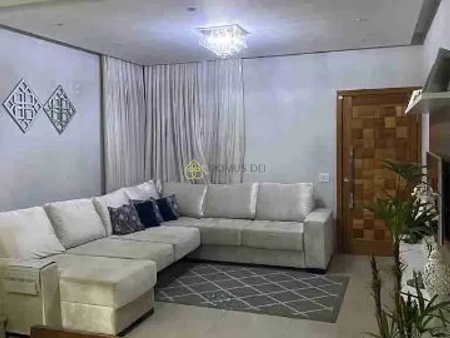 Casa com 220m² 3 quartos e 2 banheiros, à venda, no bairro Jardim Belvedere em Volta Redonda