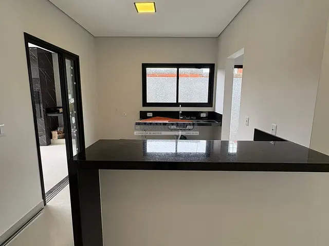 Casa com 200m² 3 quartos e 3 banheiros, à venda, no bairro Jardim Novo Horizonte em Sorocaba