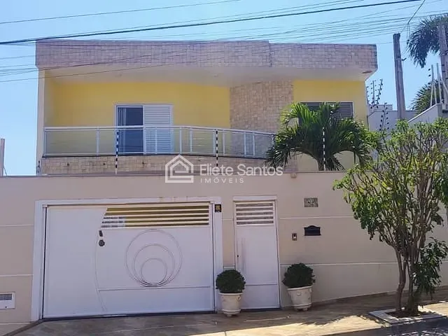 Casa 5 quartos e 4 banheiros, à venda, no bairro Terras de Santa Bárbara em Santa Bárbara D'Oeste