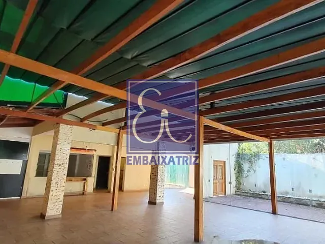 Casa com 480m² 5 quartos e 5 banheiros, para alugar, no bairro Jardim Esplanada em São José dos Campos