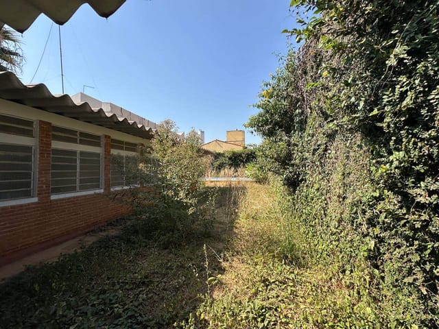 Casa com 626m², para alugar, no bairro Setor Marista em Goiânia