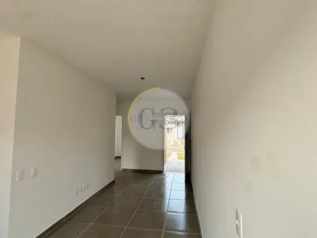 Casa 2 quartos e 1 banheiro, à venda, no bairro Fragata em Pelotas