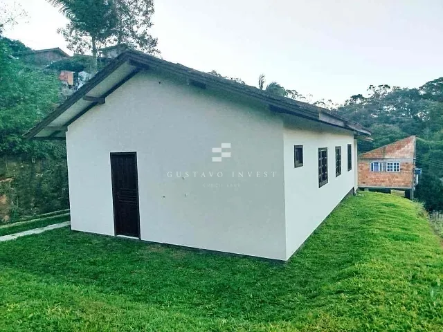 Casa 3 quartos e 1 banheiro, à venda, no bairro Dom Joaquim em Brusque