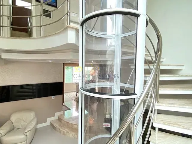 Casa com 360m² 3 quartos e 4 banheiros, à venda, no bairro Cidade Universitária Pedra Branca em Palhoça