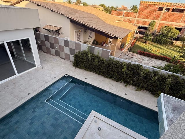 Casa com 997m² 4 quartos e 6 banheiros, à venda, no bairro Robalo em Aracaju