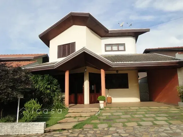 Casa com 350m² 3 quartos e 2 banheiros, à venda ou para alugar, no bairro Jardim Maria Cândida em Caçapava