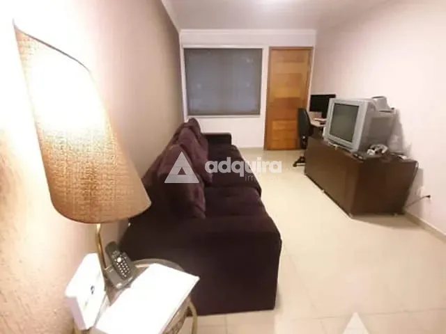 Casa 2 quartos e 2 banheiros, à venda, no bairro Oficinas em Ponta Grossa