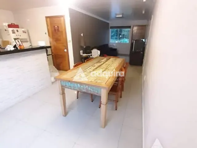 Casa 2 quartos e 2 banheiros, à venda, no bairro Oficinas em Ponta Grossa