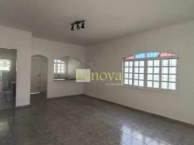 Casa com 360m² 2 quartos e 1 banheiro, para alugar, no bairro Massaguaçu em Caraguatatuba