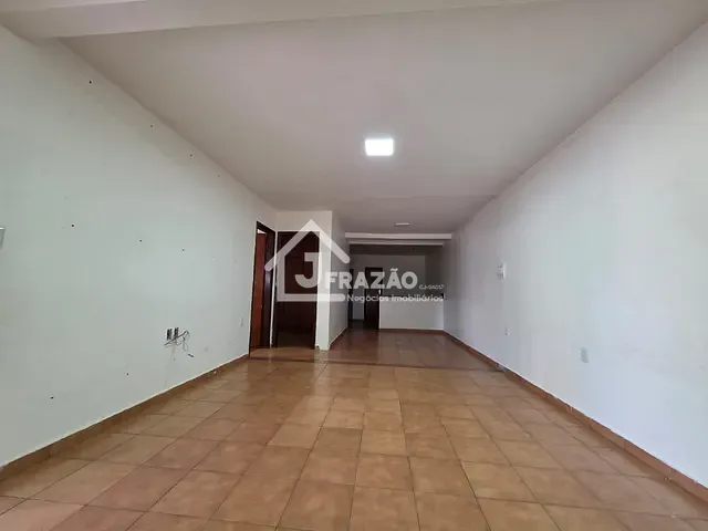 Casa com 215m² 3 quartos e 2 banheiros, à venda, no bairro Conjunto Romildo Ferreira do Amaral em Goiânia
