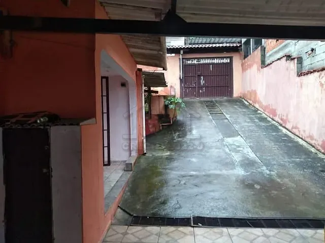 Casa com 150m² 2 quartos e 1 banheiro, à venda, no bairro Vila Lisboa em Mauá
