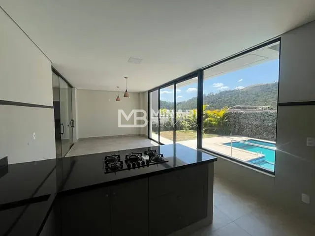 Casa 4 quartos e 6 banheiros, à venda, no bairro Tamboré em Barueri