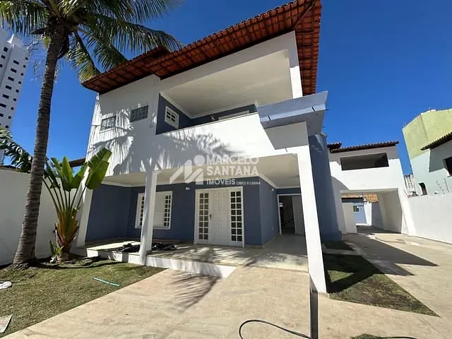 Casa para alugar, no bairro Candeias em Vitória da Conquista