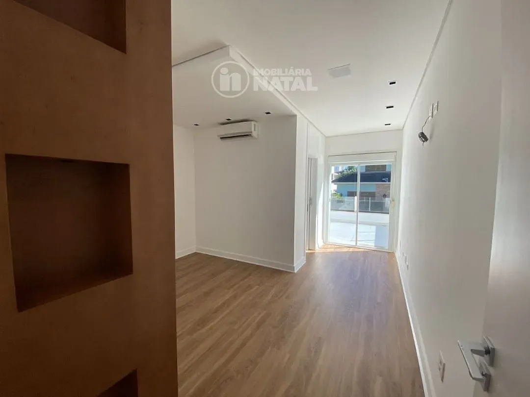 Casa, 5 quartos, 10 m² - Foto 9