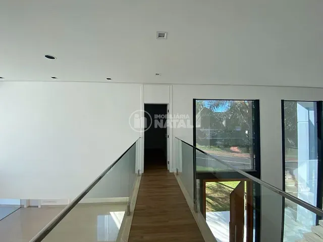 Casa com 690m² 5 quartos e 5 banheiros, à venda, no bairro Loteamento Alphaville em Londrina
