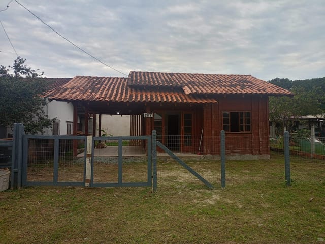 Foto do Casa - Linda casa pré fabricada à venda, Costeira, Balneário Barra do Sul, SC | North Center