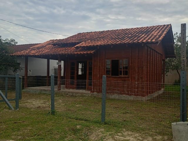 Foto do Casa - Linda casa pré fabricada à venda, Costeira, Balneário Barra do Sul, SC | North Center