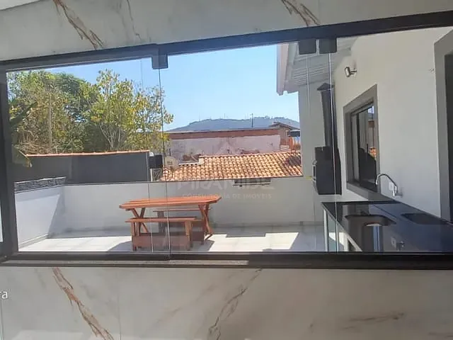 Casa com 319m² 2 quartos e 3 banheiros, à venda, no bairro Santa Ângela em Poços de Caldas