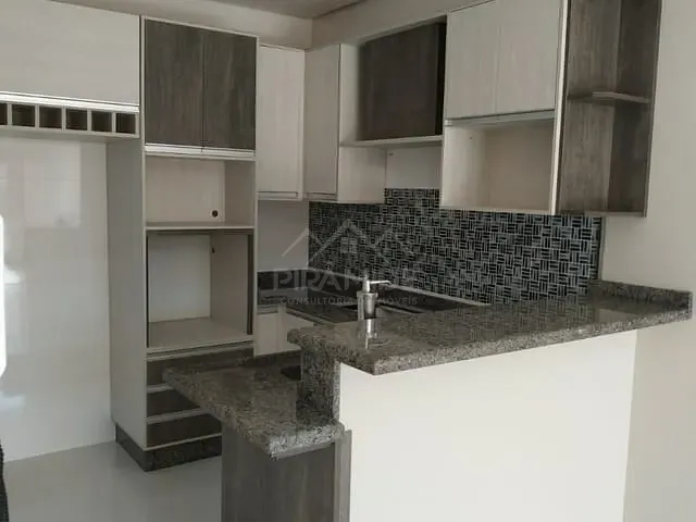 Casa com 319m² 2 quartos e 3 banheiros, à venda, no bairro Santa Ângela em Poços de Caldas