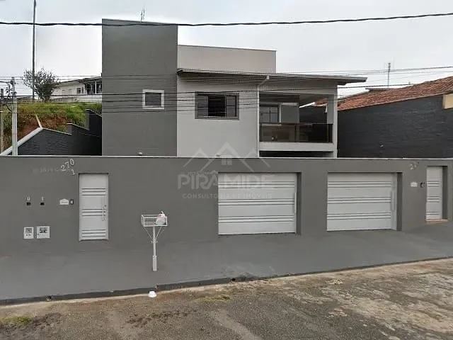 Casa com 319m² 2 quartos e 3 banheiros, à venda, no bairro Santa Ângela em Poços de Caldas