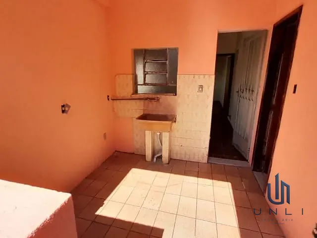 Casa 1 quarto e 1 banheiro, para alugar, no bairro Retiro em Volta Redonda