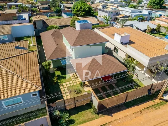 Casa com 790m² 3 quartos e 3 banheiros, à venda ou para alugar, no bairro Setor Habitacional Jardim Botânico em Brasília