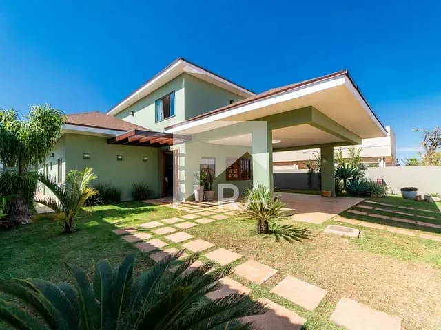 Casa com 790m² 3 quartos e 3 banheiros, à venda ou para alugar, no bairro Setor Habitacional Jardim Botânico em Brasília