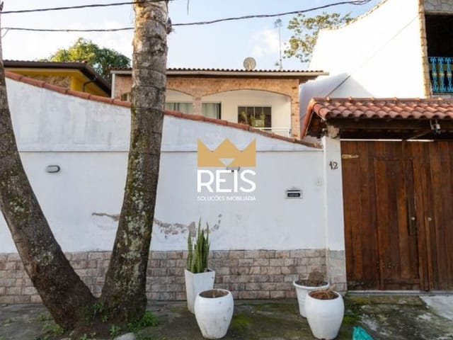 Casa com 200m² 3 quartos e 1 banheiro, à venda, no bairro Campo Grande em Rio de Janeiro