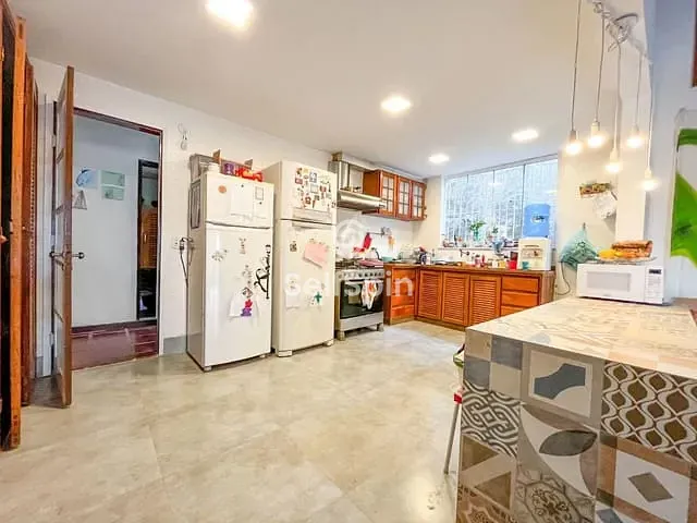 Casa com 256m² 3 quartos e 2 banheiros, para alugar, no bairro Maravista em Niterói
