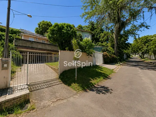 Casa com 256m² 3 quartos e 2 banheiros, para alugar, no bairro Maravista em Niterói