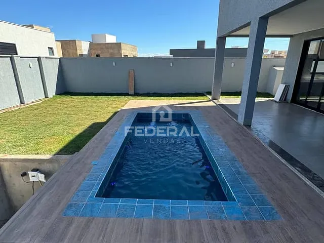 Casa com 350m² 3 quartos e 5 banheiros, à venda, no bairro Jardim Helvécia em Aparecida de Goiânia